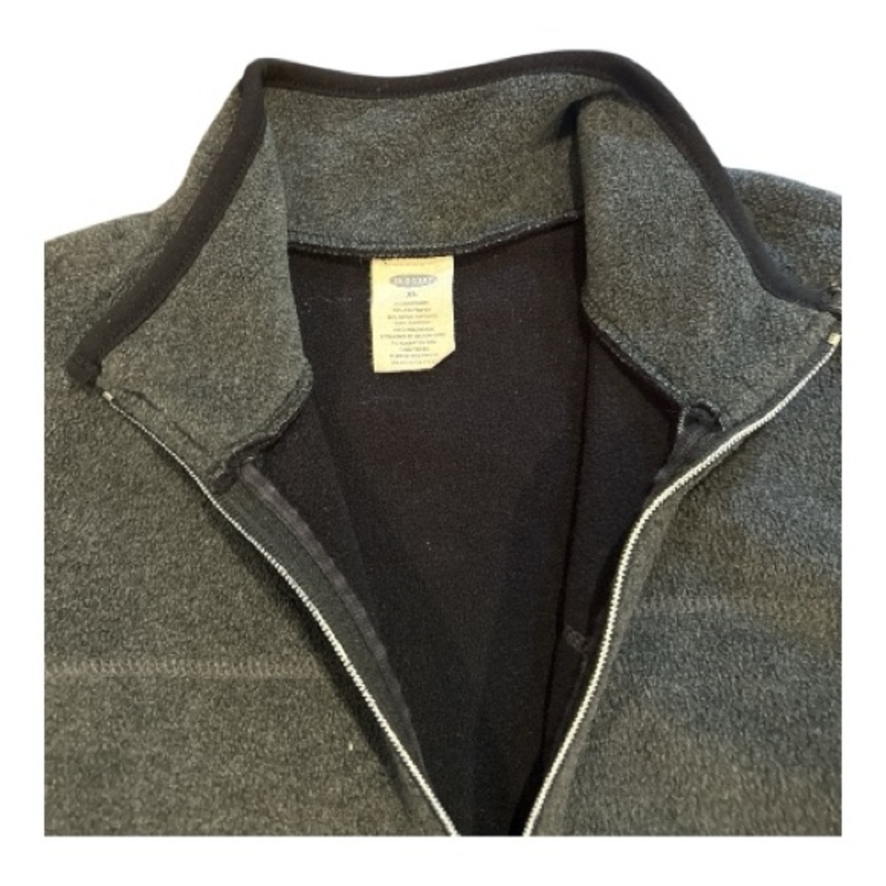 Old Navy - Picture 2 of 4